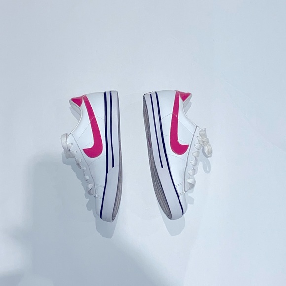 Nike - Sweet Classic Leather Women’s Shoes - Picture 5 of 9